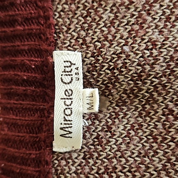 Burgundy Patterned Hi-Low Cardigan - M/L - Picture 3 of 3